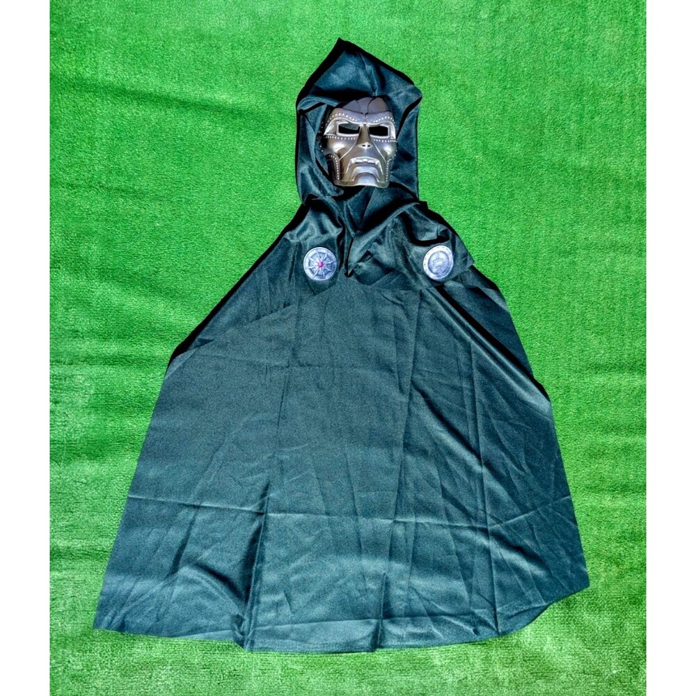 2026SDCC Dr Doom Avengers Doomsday Marvel Mask+Cape Cosplay Hall H Exclusive NIP